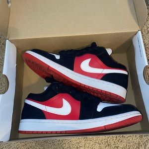 WMNS Low Black/White-Gym Red Jordan 1